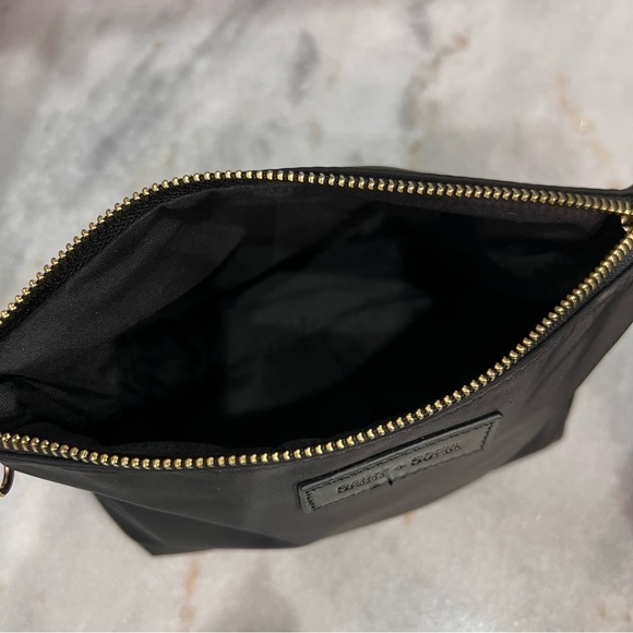 Saint + Sofia Black Quilted Bag with Pouch Set - Picture 15 of 16